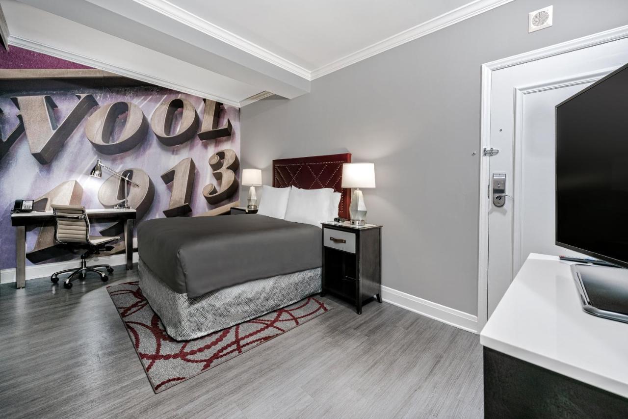 Hotel Indigo Dallas Downtown By Ihg Екстериор снимка