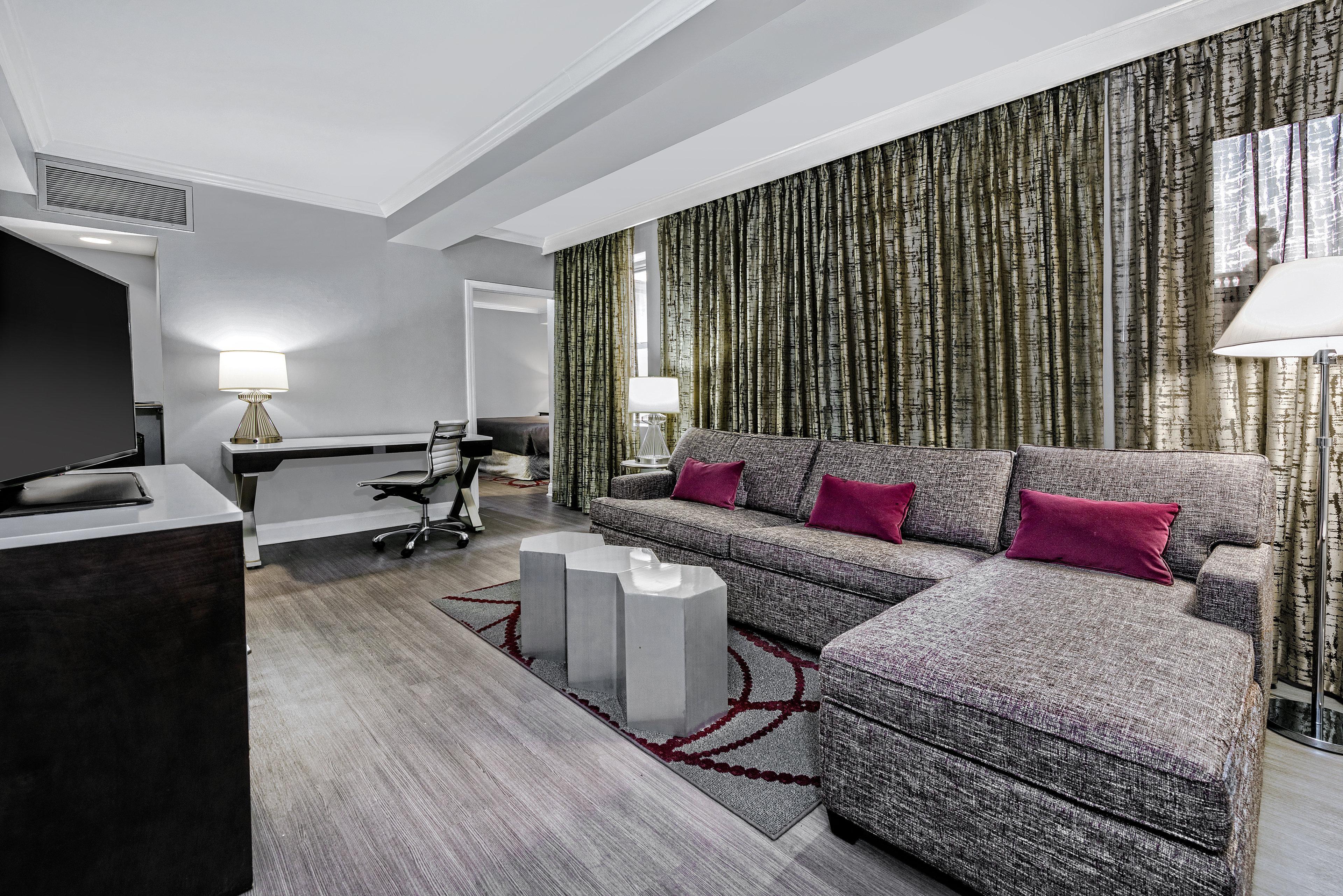 Hotel Indigo Dallas Downtown By Ihg Екстериор снимка